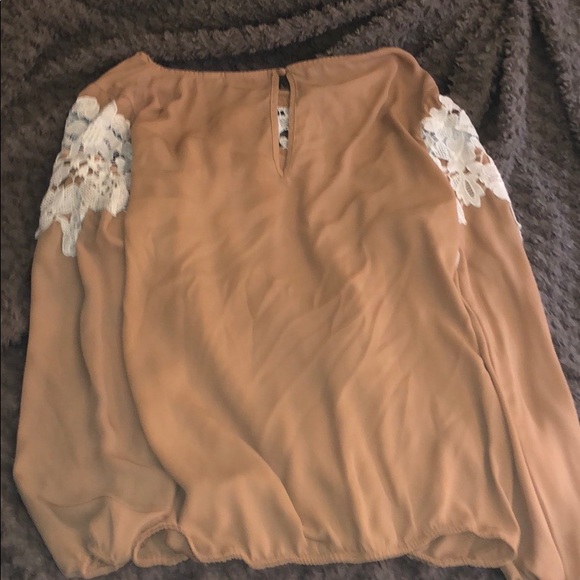 Lace blouse - Picture 2 of 2